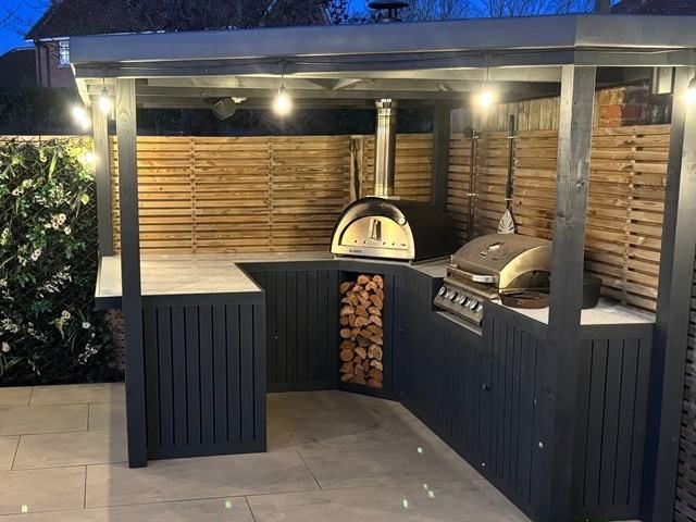 outdoor-kitchen-installers-1-kireth-ai