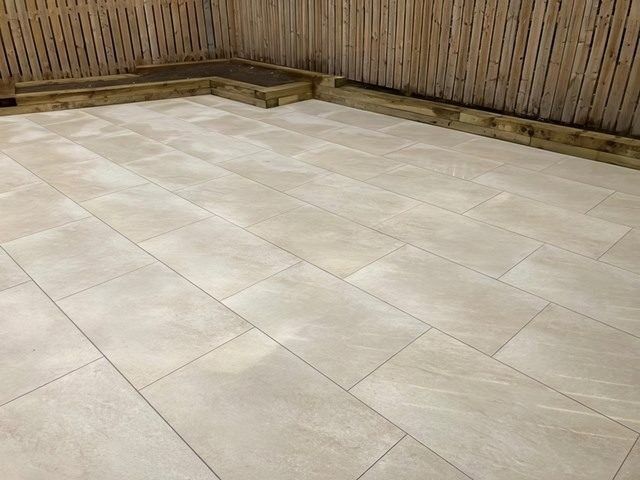 porcelain-patio-installers-7-kireth-ai